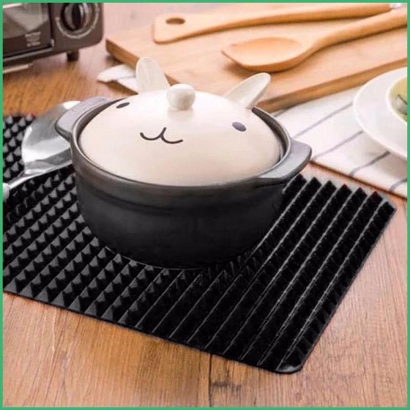 China Factory Provide Colorful Silicone Rubber Table Placemat for Kitchenware
