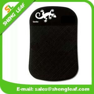 Black Background and White Logo Rubber Soft PVC Mat (SLF-AP008)