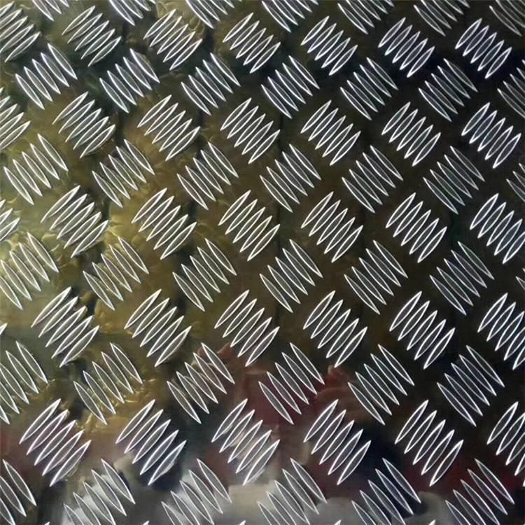 China Non-Slip Waterproof 5 Bars Checker Industrial Rubber Mat Flooring Sheet