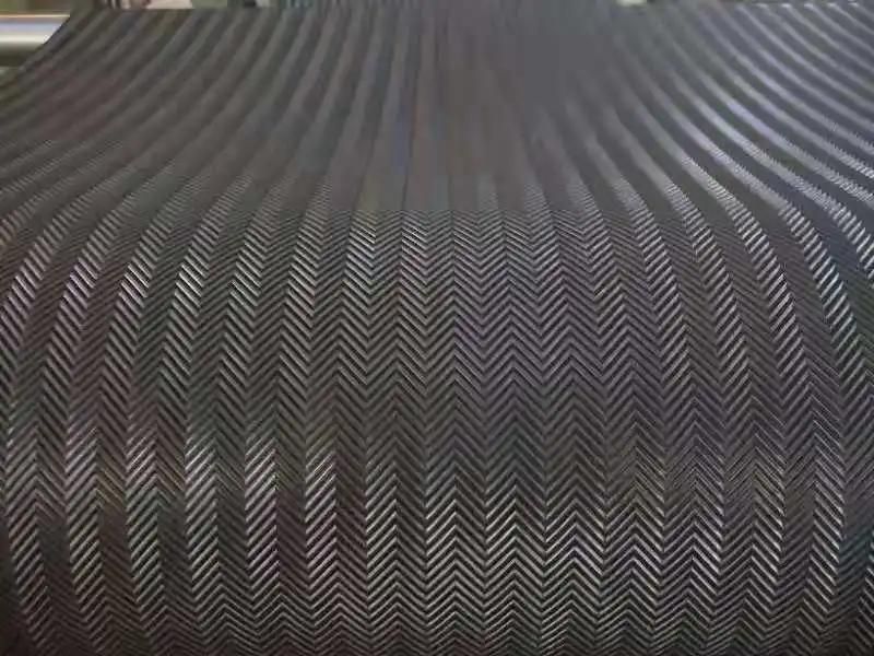 Anti Slip Flooring Fish Bone Rubber Sheet/Roll