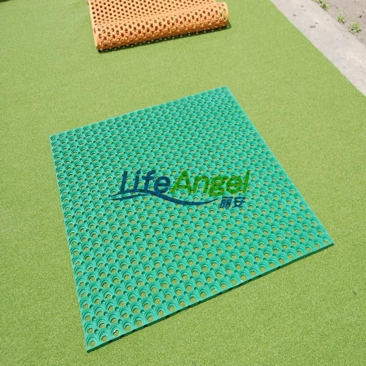 Green Colour Rubber Mats, Size 1010*1010*16mm