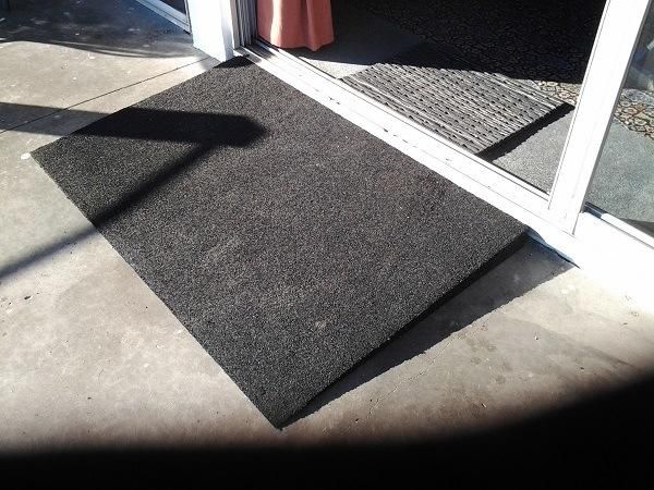 Easy up Rubber Driveway Ramp for Electric Moped