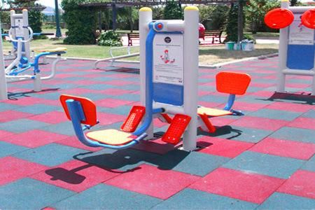 Outdoor Playground Safe Antislip Rubber Floor Mat, Gym Flooring Mat