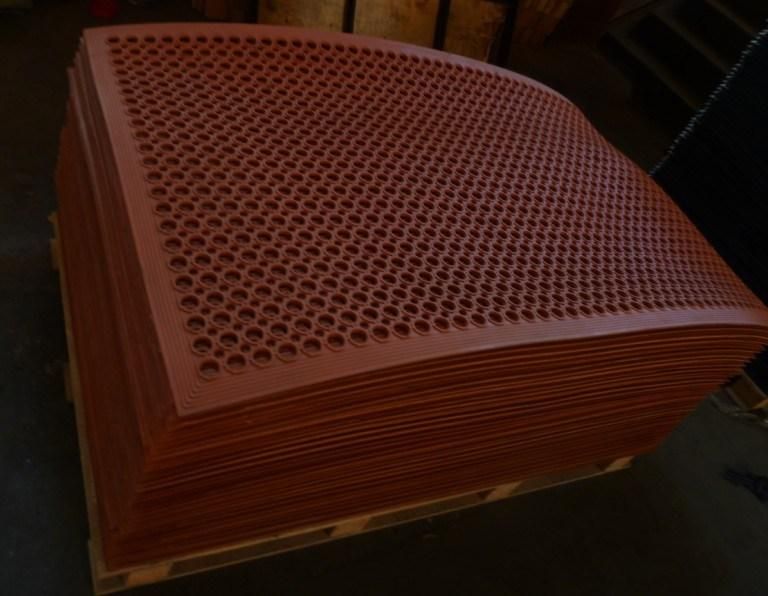 China Factory of Wholesale Kitchen Safety Rubber Kitchen Mat