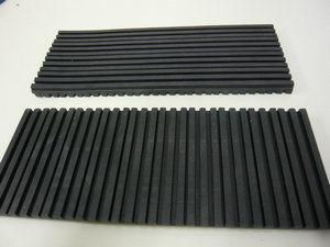 Anti-Vibrate Rubber Pad, Anti-Vibrate Rubber Mat Made with Virgin Nr + SBR Rubber Material (3A4018)