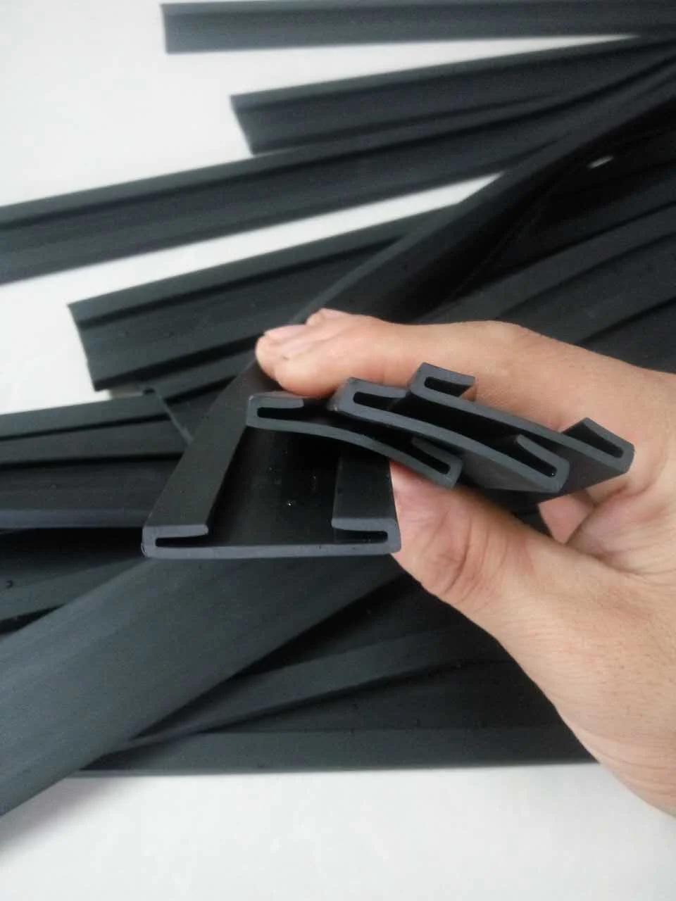 Oil Resistance Rubber Bracket Strap for Fuel Tank