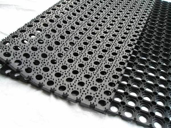 Heavy Duty Deck Rubber Matting / Rubber Grass Hollow Mat