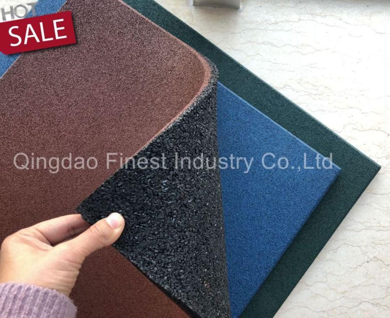 Certificated 500X500X25mm Outdoor Rubber Flooring for Playground