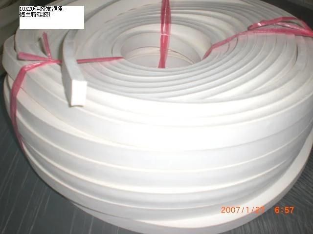 Heat Resistant Silicone Stripe, Silicone Profile, Silicone Extrusion Made with 100% Virgin Food Grade Silicone Material (3A1004)