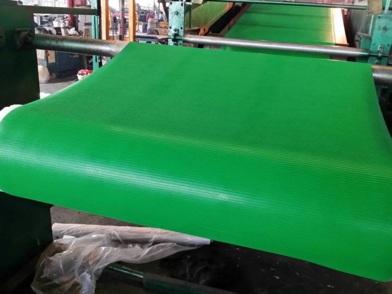 Anti Slip Green /Black Rubber Mat Roll for Flooring