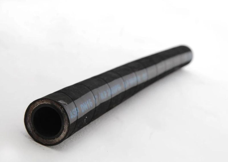 High Quality Oil Resistant Hydraulic Rubber Hose Tube En856 4sh 4sp