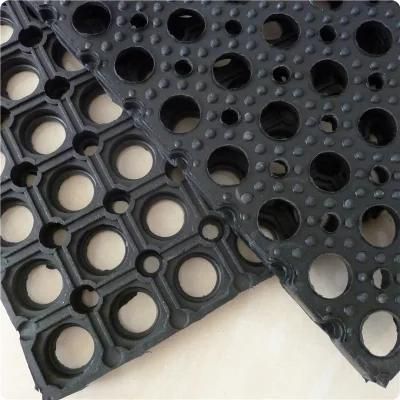 Anti Slip Porous Safety Rubber Grass Mat