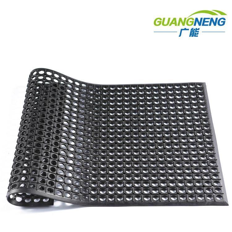 Beveled Oil Proof Rubber Porous Floor Mat