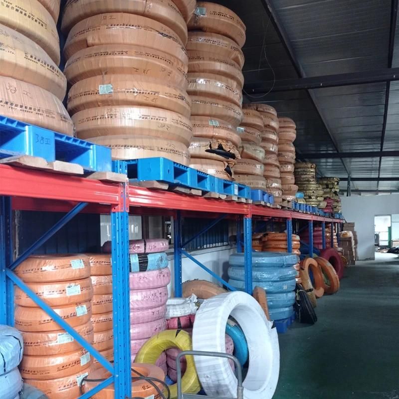 Auto Oil Hose with Textile Braid Cover on Surface