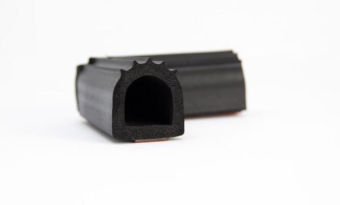 Hot Sell EPDM Rubber Extrusion Door Seal Strip