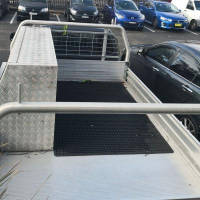 Hot Sell Rubber Ute Car Bed Anti Fatigue Anti Slip Drainage Mat