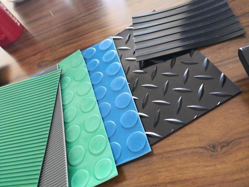 Car Mats with Various Specification and Colour with Anti-Skid, Shock Absorber,