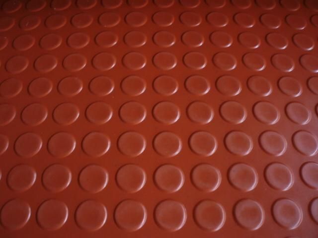 Red Color Round Button Rubber Sheet, Stud Rubber Sheet for Flooring Rolls