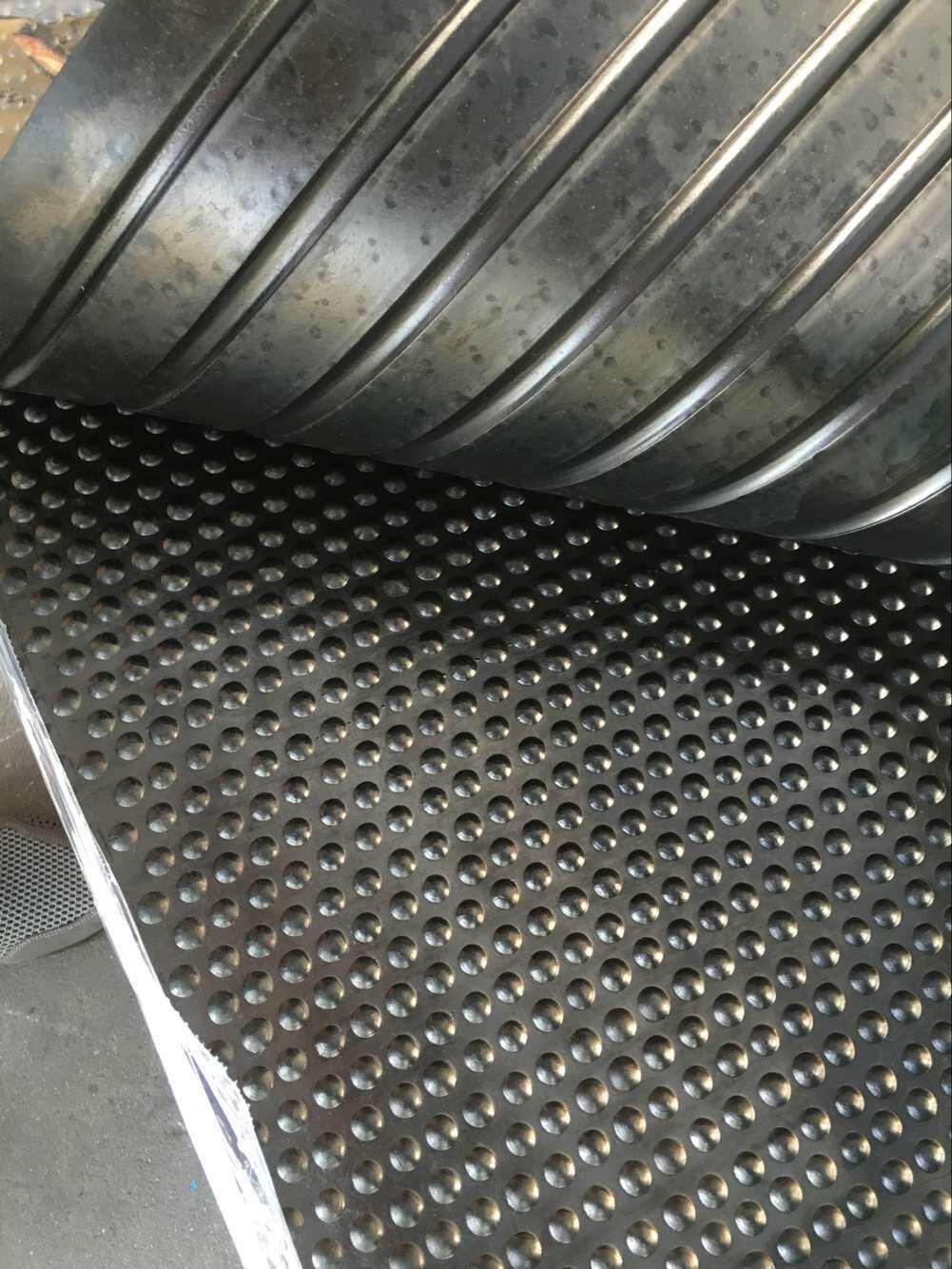Anti Fatigue Rubber Cow Mat Interlocking Rubber Stable Flooring Mat for Horse