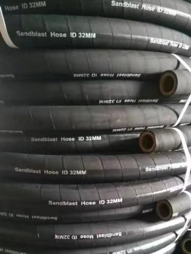 High Quality Flexible Smooth Surface NBR Diesel Gasoline Petrol Rubber Hose