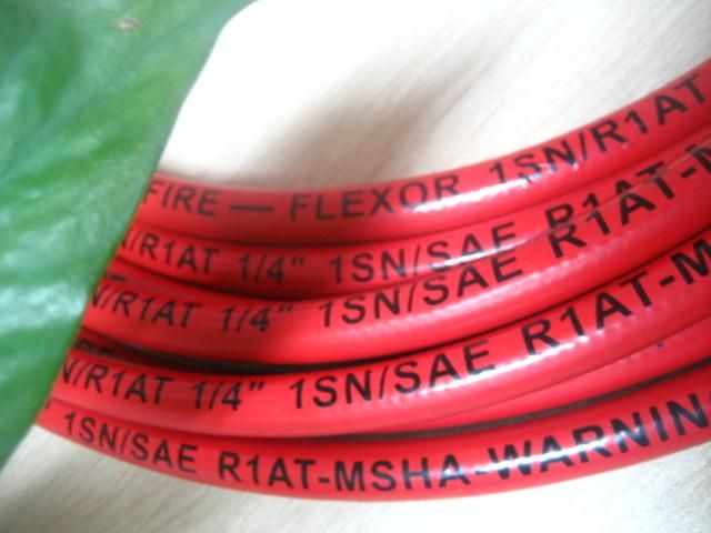 American and Germany Standard Hydraulic Hose for Oil
