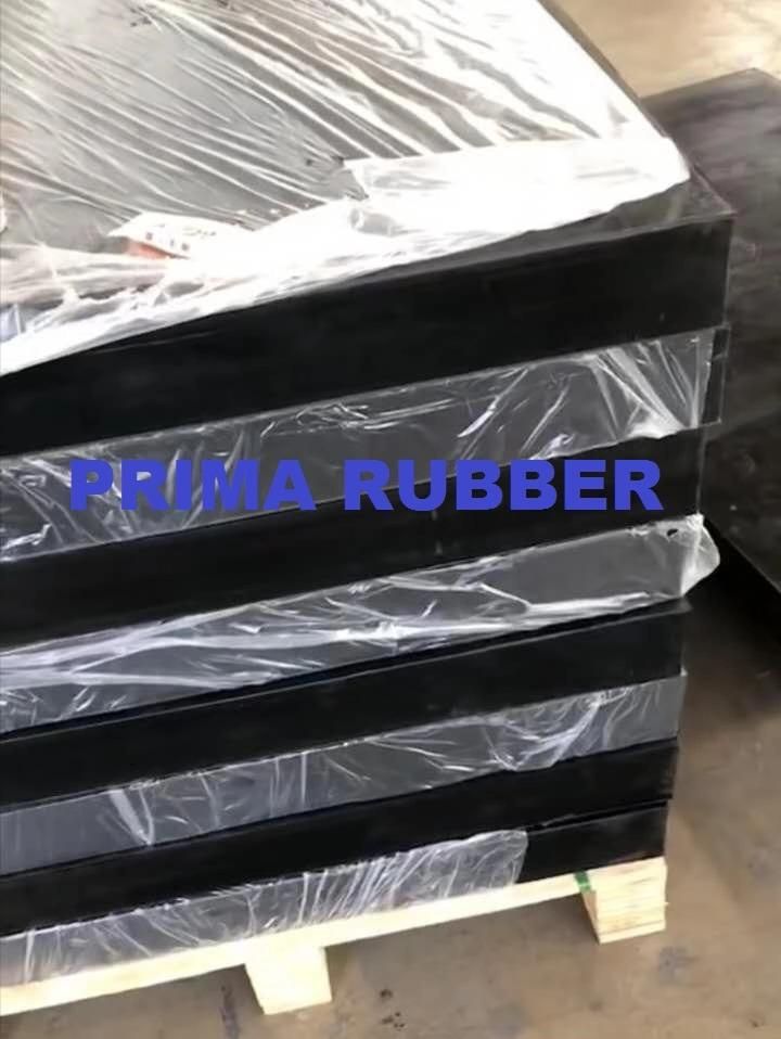 PARA Natural Rubber Sheet Professional Grade High Wear Resistant Tensile Strenth> 22MPa 40~45HD