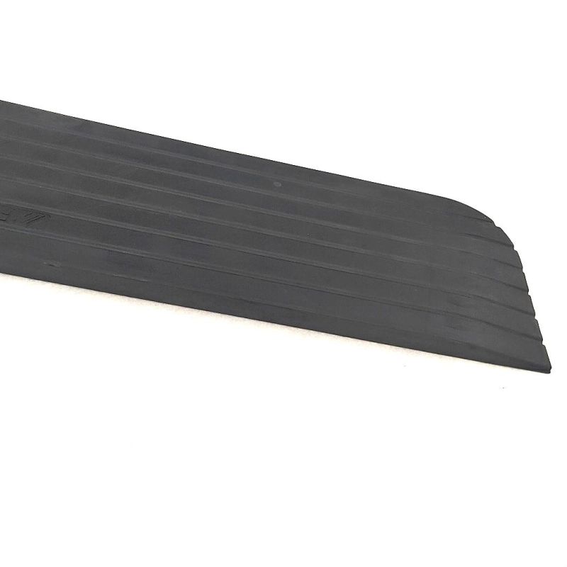 Easy Fix and Maintenance Rubber Parking Ramp