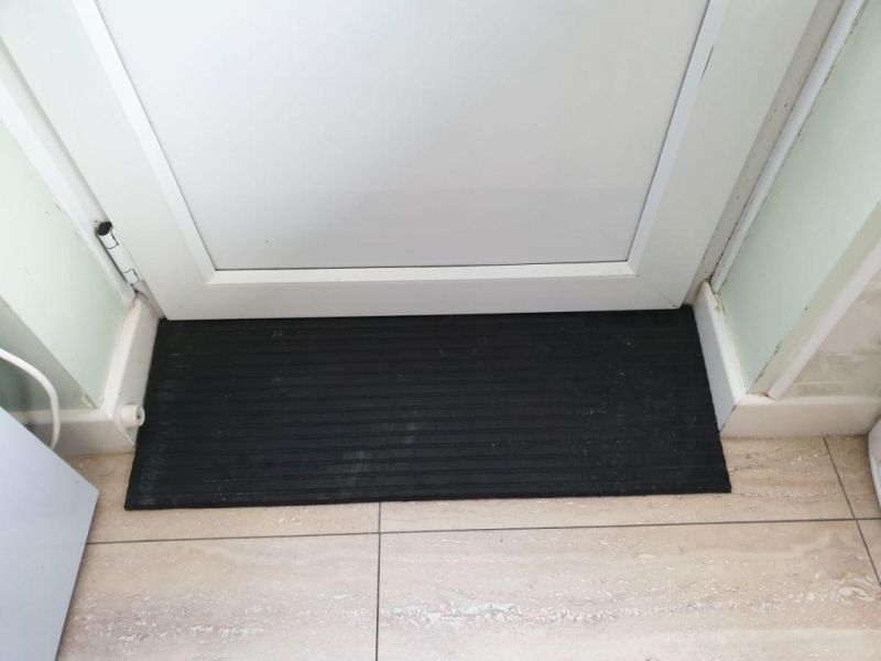 Water Proofing Rubber Threshold Ramp with Beveled Sides