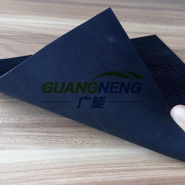 High Elongation Rib Rubber Sheet in Roll