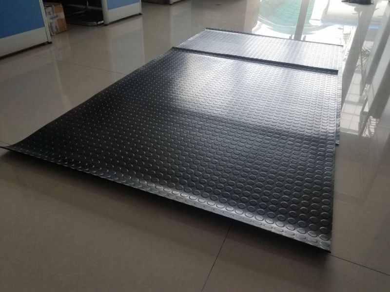 Round Button Rubber Sheet, Stud Rubber Sheet for Flooring Rolls with Red, Black Color