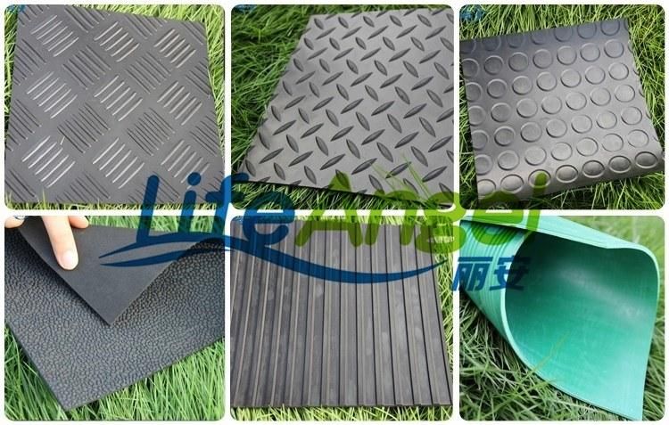 Natural Rubber Roll / Rib Color Industrial Anti-Abrasive Rubber Sheet
