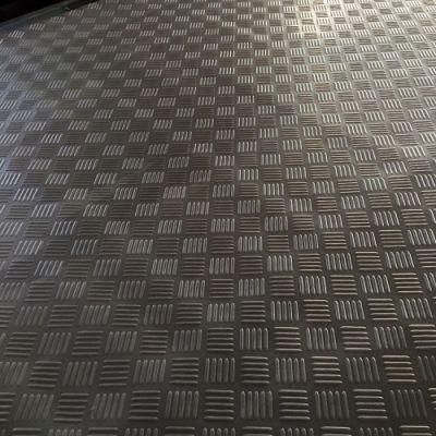 Checker Plate Rubber Sheet / Fine Rib Insulation Rubber Sheet Roll / Non-Slip Rubber Floor Mats