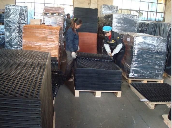 Anti-Slip Rubber Flooring/Drainage Rubber Mat/Bathroom Rubber Mat