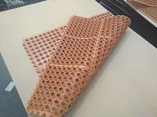 Swimming/Grass Use Interlocking Drainage Mat