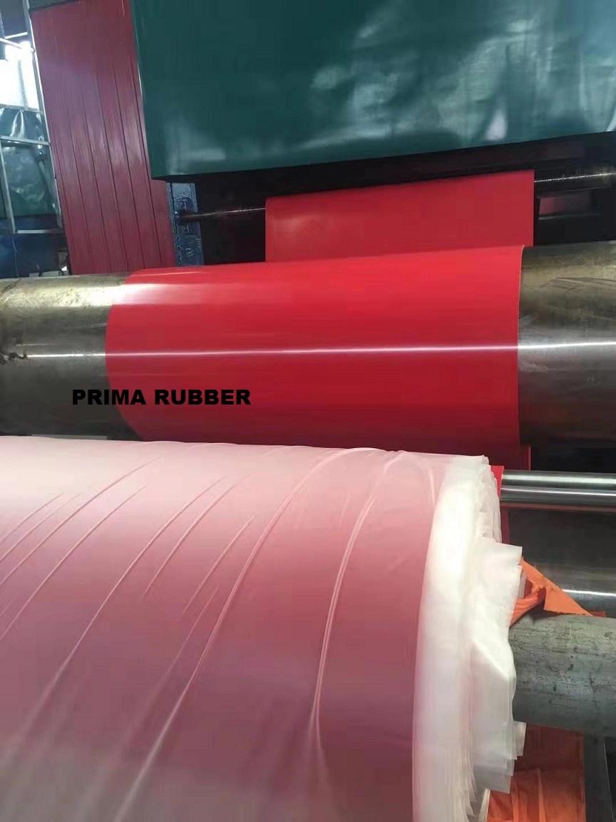 Professional Grade High Wear Resistant Natural Rubber Sheet >22MPa Elongation >750% HD45+/-5