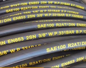 SAE 100 R2at/2 Sn DIN En853 Black Hydraulic Rubber Braided Hose