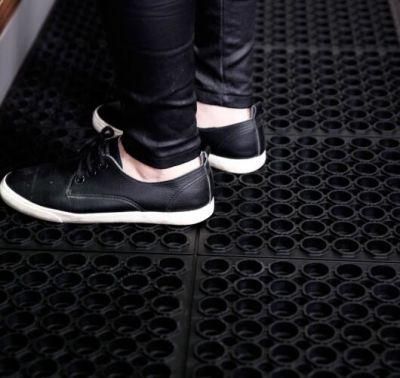 5% Discount Non-Slip Kitchen Rubber Floor Mats 900*1500mm with Drainage Hole