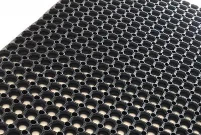 Heavy-Duty Anti-Fatigue Outdoor Rubber Grass Ring Mat, Drainage Rubber Mat