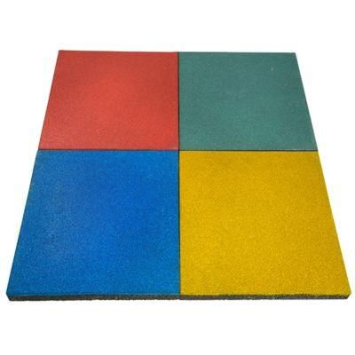 China Factory Price Interlock Rubber Floor Tile Used on Garden