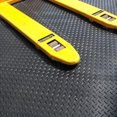 Rubber Diamond/Willow Mat Roll, 3-8mm Thickness, Non Slip and Anti Fatigue Rubber Floor