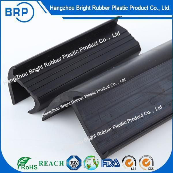 China Factory Custom Rubber Extruded Parts with 25years Experience