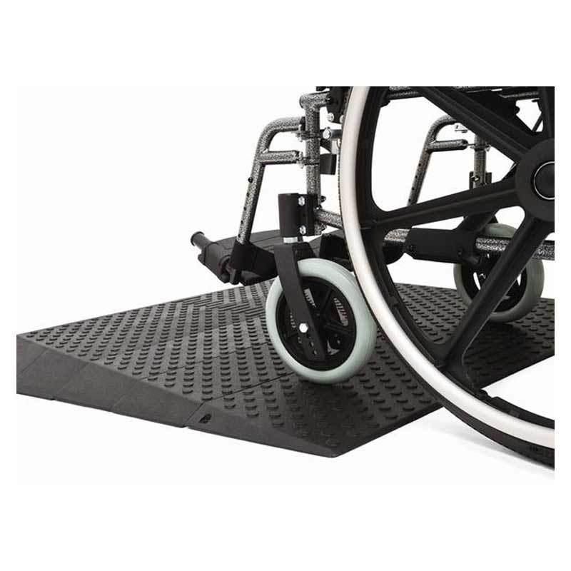 5 Ton 4 Inch Rubber Forklift Ramp Rubber Fillet Ramp 10000 Lbs Capacity