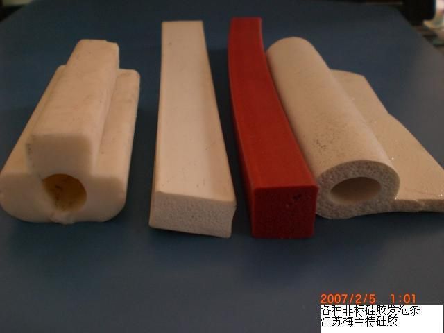 Silicone Stripe, Silicone Profile, Silicone Extrusion with 100% Silicone Rubber (3A1004)